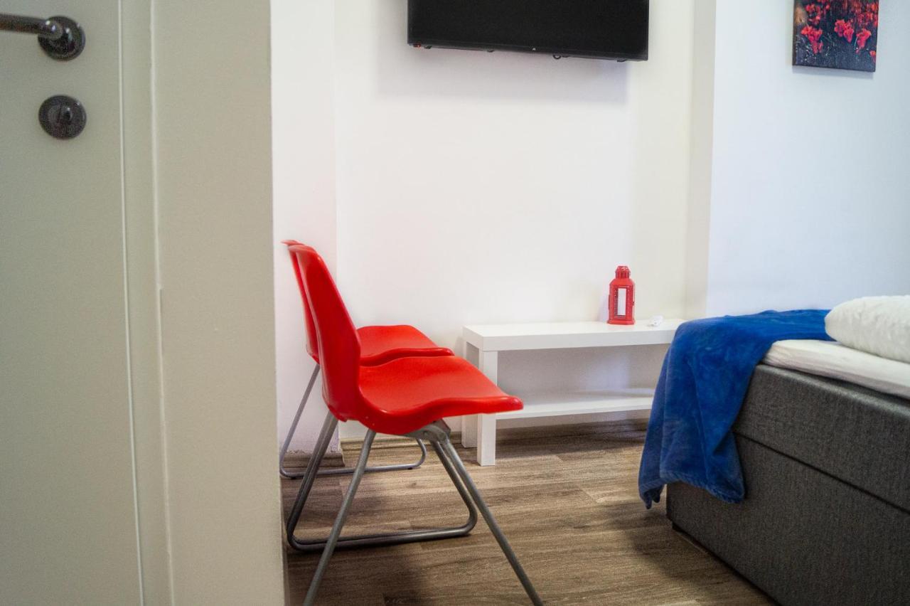 Mariahilfer Boutique Rooms - Virtual Reception & Self-Checkin Wenen Buitenkant foto