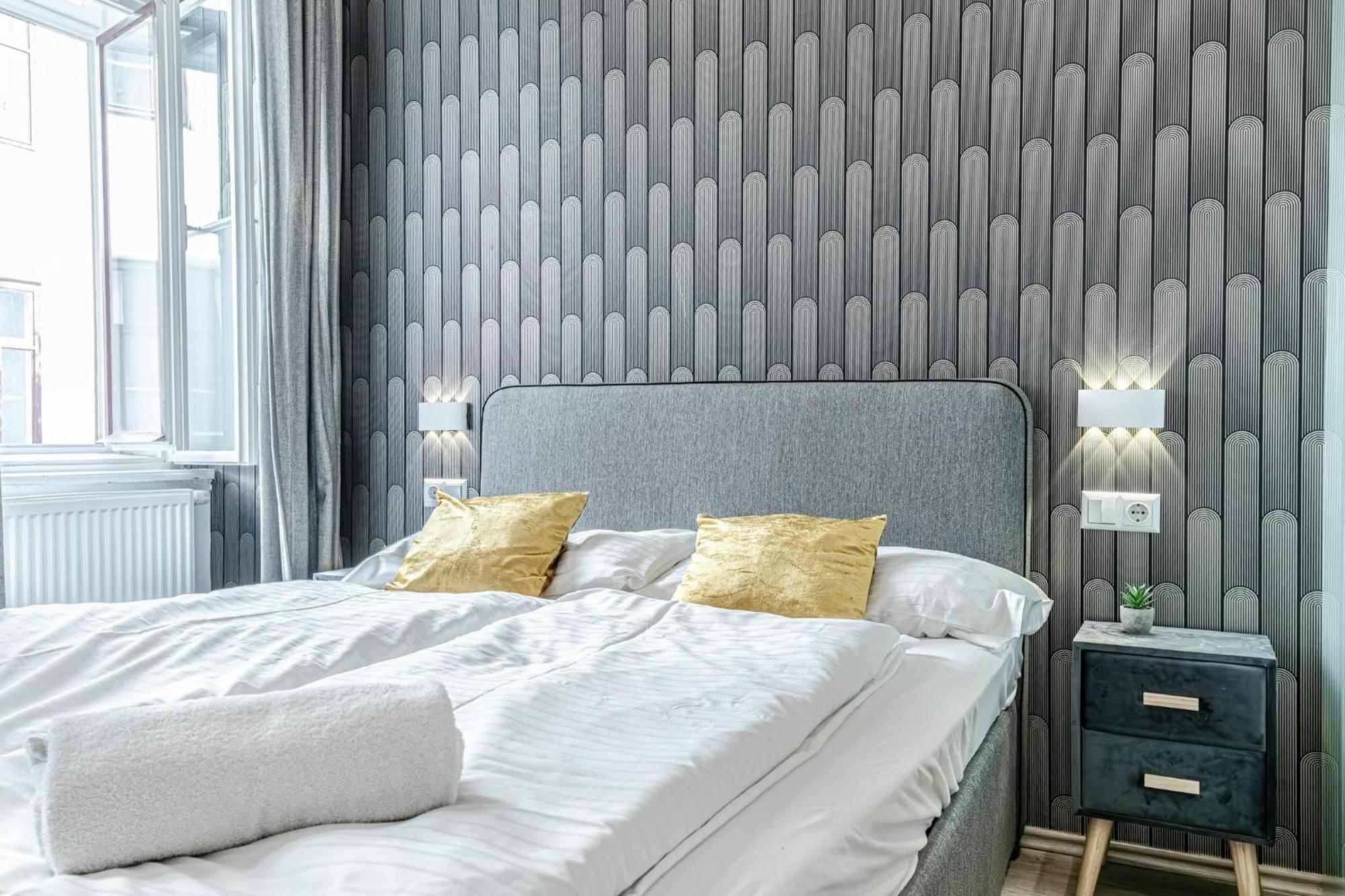 Mariahilfer Boutique Rooms - Virtual Reception & Self-Checkin Wenen Buitenkant foto