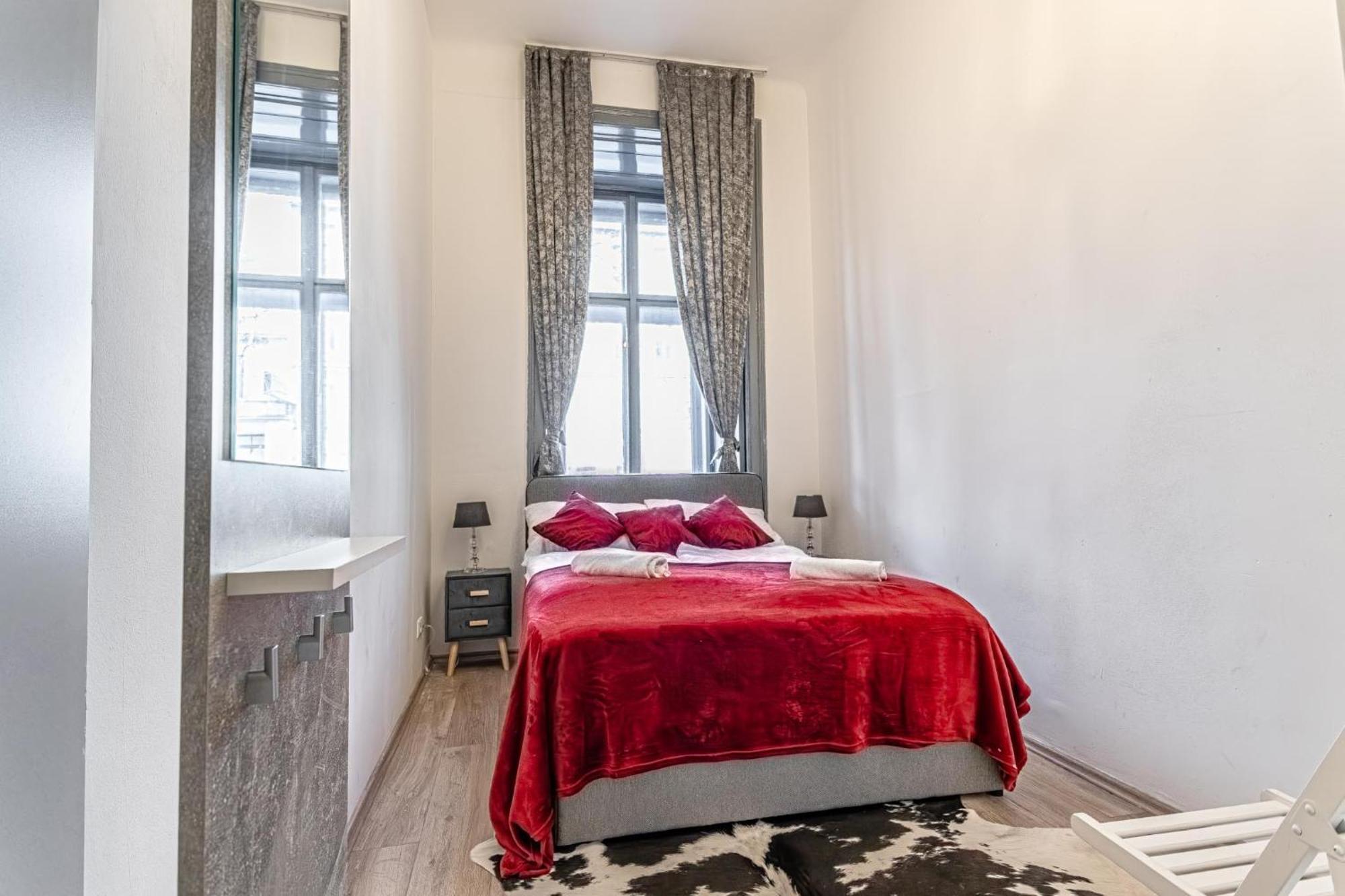 Mariahilfer Boutique Rooms - Virtual Reception & Self-Checkin Wenen Buitenkant foto